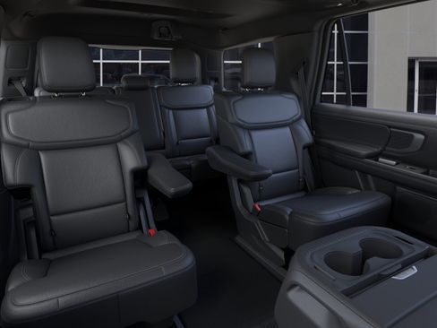 New 2026 Ford Expedition Platinum w/ Stealth Performance Package AWD/4WD image 11