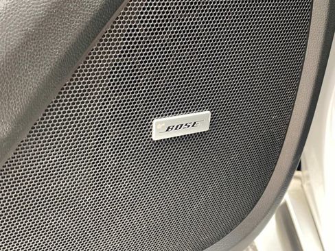 Used 2023 Chevrolet Traverse High Country image 14