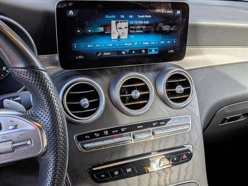 Used 2022 Mercedes-Benz GLC 300 image 6