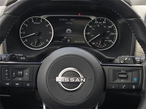 Used 2022 Nissan Rogue SL image 24