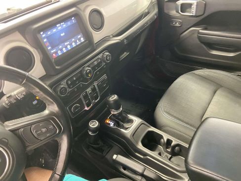 Used 2021 Jeep Wrangler Unlimited Islander image 16