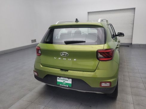 Used 2021 Hyundai Venue SEL image 7