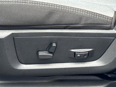 Used 2024 RAM 3500 Big Horn image 45