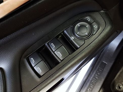 Used 2022 Chevrolet Equinox LT FWD image 25