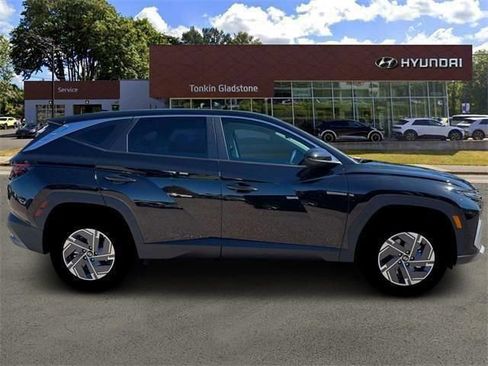 New 2026 Hyundai Tucson Blue SE AWD/4WD image 9