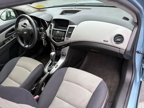 Used 2012 Chevrolet Cruze LS w/ Connectivity Package FWD image 22