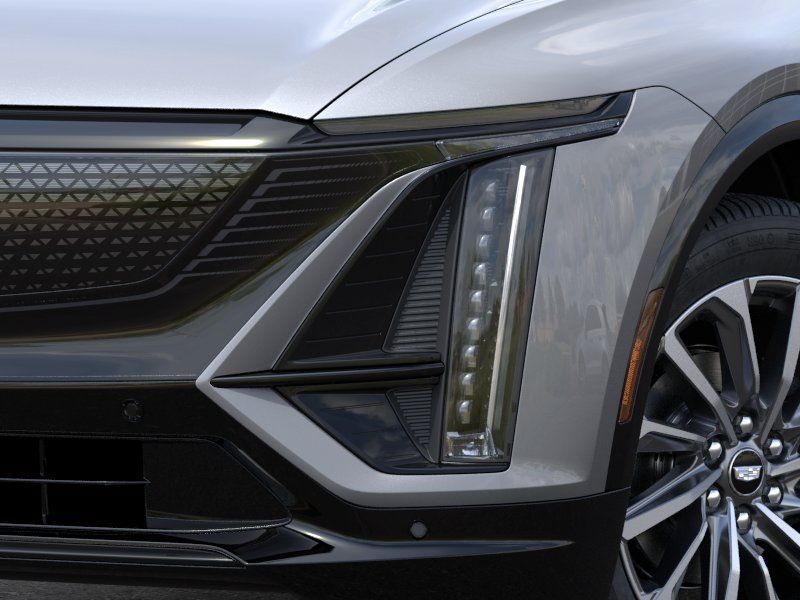 New 2027 Cadillac Lyriq Sport RWD image 10
