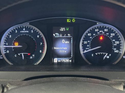Used 2015 Toyota Camry XLE w/ Advanced Technology Package FWD image 25