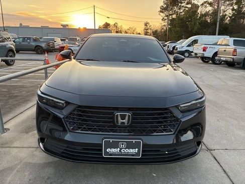 Used 2023 Honda Accord Sport image 7