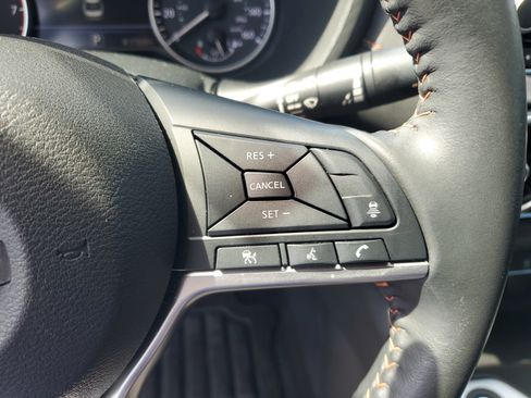 Certified 2023 Nissan Sentra SR image 17