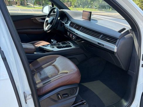 Used 2019 Audi Q7 2.0T Premium w/ Convenience Package AWD/4WD image 12