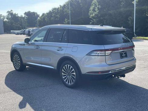 Used 2023 Lincoln Aviator Reserve AWD/4WD image 5