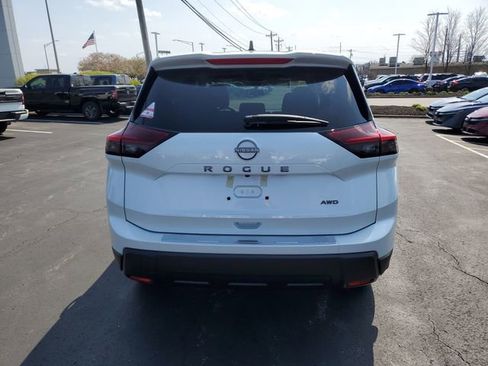 New 2026 Nissan Rogue SV w/ Cold Weather Package AWD/4WD image 6