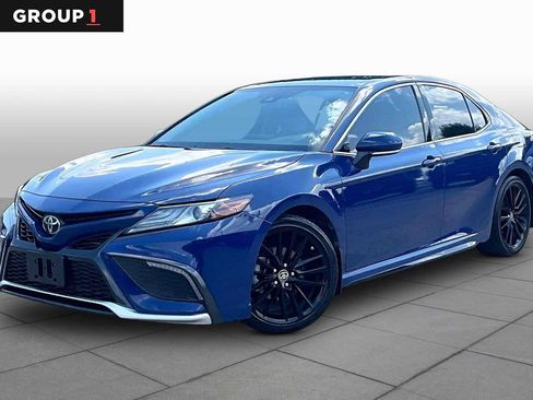 Used 2023 Toyota Camry XSE FWD image 1