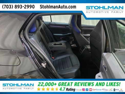 Used 2023 Volkswagen Golf R image 32