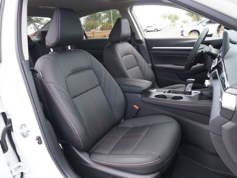 New 2026 Nissan Altima 2.5 SR FWD image 12