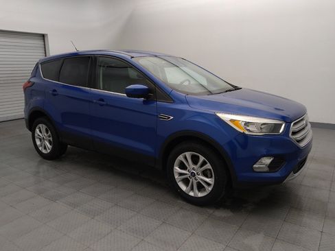 Used 2019 Ford Escape SE image 11