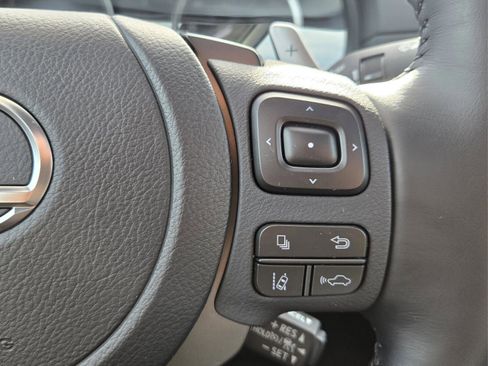 Certified 2025 Lexus IS 350 F Sport image 28