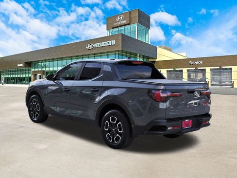 Used 2024 Hyundai Santa Cruz SE FWD image 8