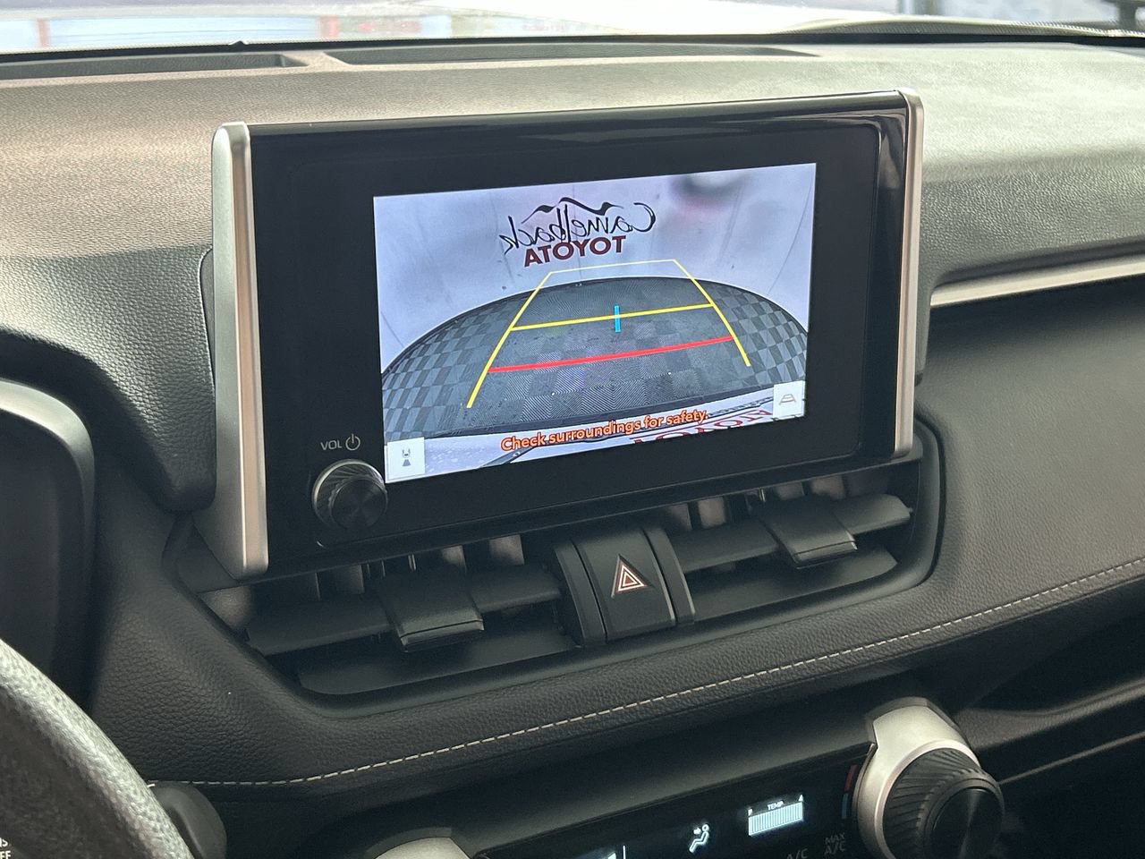 Used 2025 Toyota RAV4 LE AWD/4WD image 18