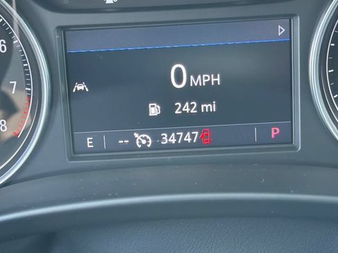 Used 2023 Buick Enclave Essence w/ Experience Buick Package AWD/4WD image 23