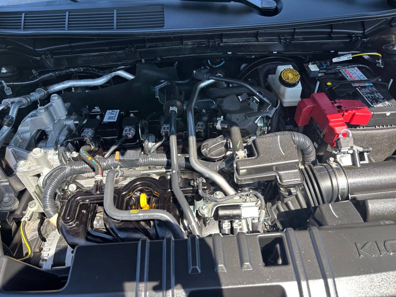 Used 2026 Nissan Kicks SR FWD image 32