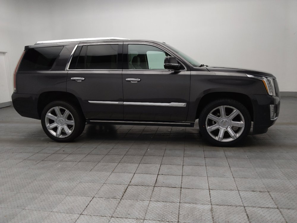 Used 2017 Cadillac Escalade Premium Luxury AWD/4WD image 11