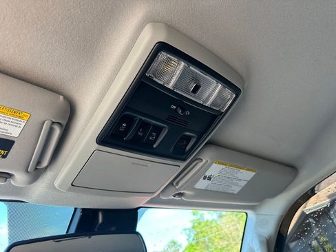 Used 2021 Toyota 4Runner SR5 AWD/4WD image 19