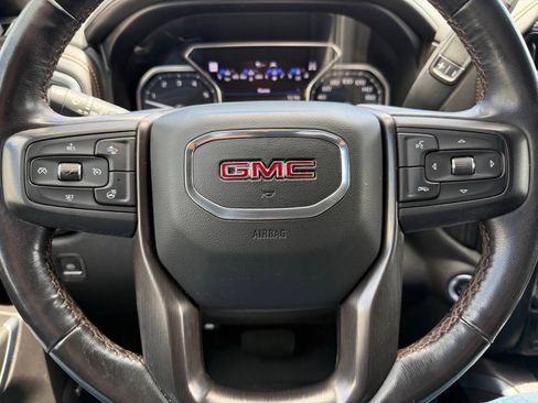 Used 2021 GMC Sierra 1500 AT4 w/ Technology Package AWD/4WD image 22