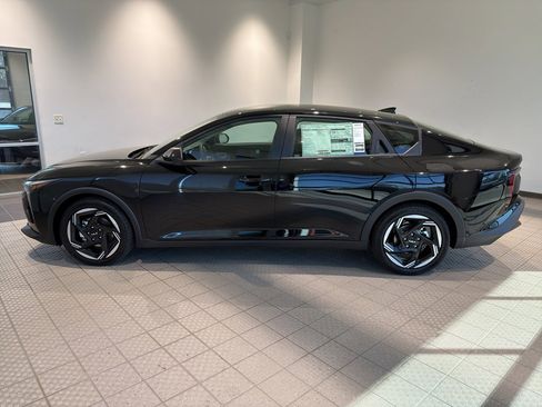 New 2026 Kia K4 EX image 2