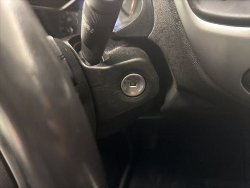 Used 2016 Chevrolet Colorado LT w/ LT Convenience Package image 18