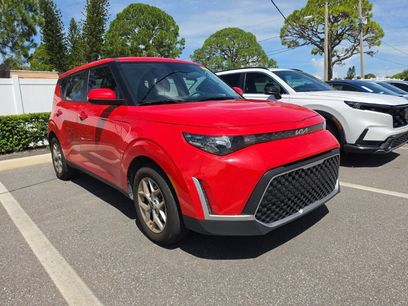 Certified 2025 Kia Soul LX w/ LX Technology Package