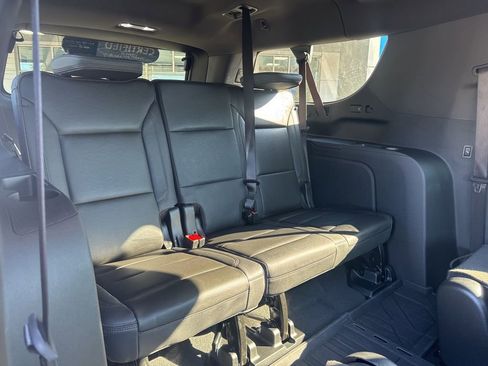 Used 2024 Chevrolet Suburban High Country w/ Premium Package image 41