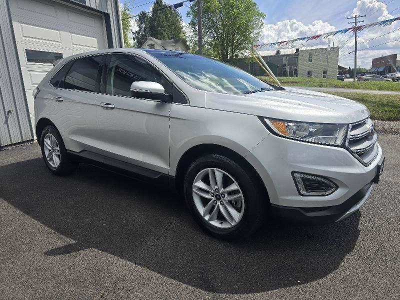 Used 2017 Ford Edge SEL w/ Equipment Group 201A AWD/4WD image 3