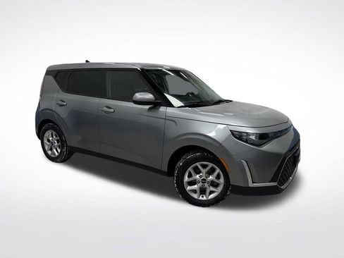Used 2023 Kia Soul LX w/ Option Group 015 image 34