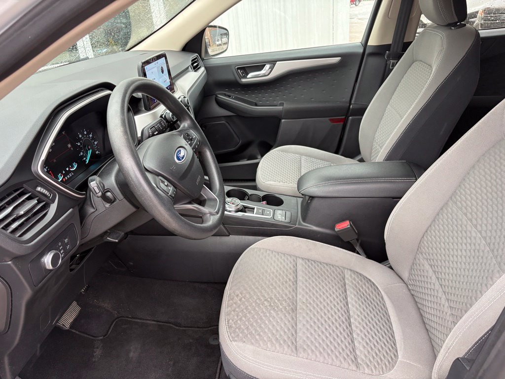Used 2020 Ford Escape SE AWD/4WD image 12