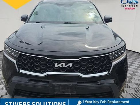 Used 2023 Kia Sorento LX FWD image 6