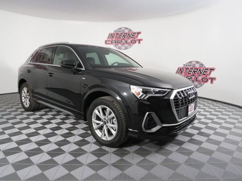 Used 2021 Audi Q3 2.0T Premium Plus w/ Premium Plus Package image 3