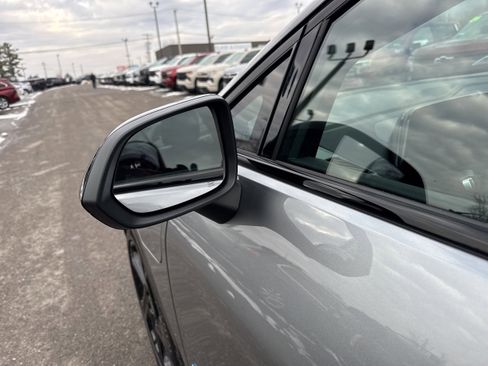 New 2026 Chevrolet Equinox EV RS image 12