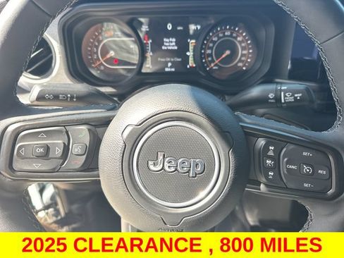 Certified 2025 Jeep Wrangler Sport AWD/4WD image 17