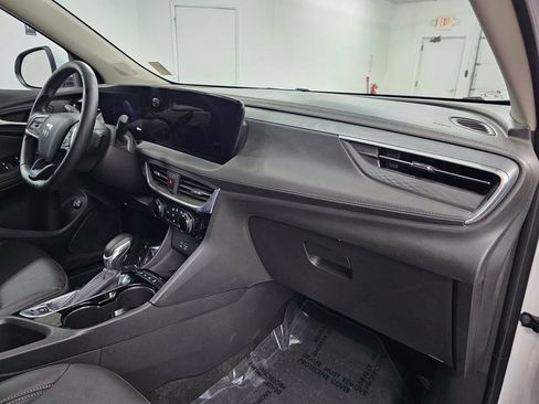 Used 2024 Buick Encore GX Sport Touring AWD/4WD image 13