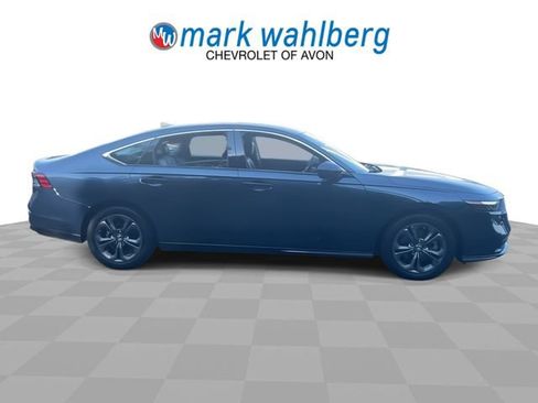 Used 2024 Honda Accord EX-L image 9