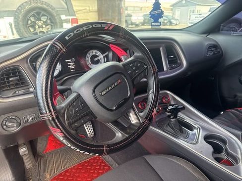 Used 2019 Dodge Challenger R/T w/ Shaker Package RWD image 10
