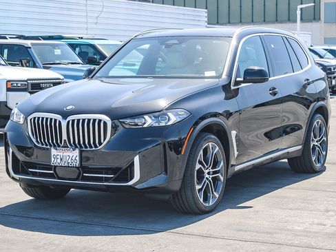 Used 2024 BMW X5 sDrive40i w/ Premium Package RWD image 3