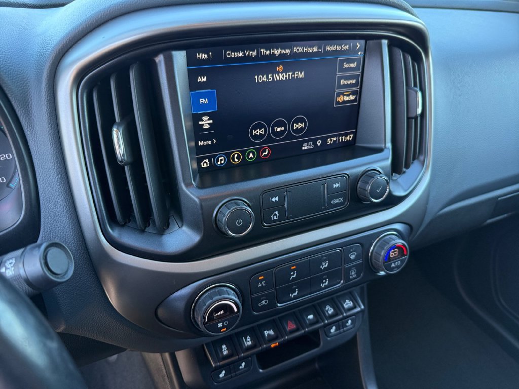 Used 2021 Chevrolet Colorado Z71 w/ Safety Package AWD/4WD image 18