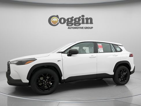 New 2026 Toyota Corolla Cross L FWD image 4