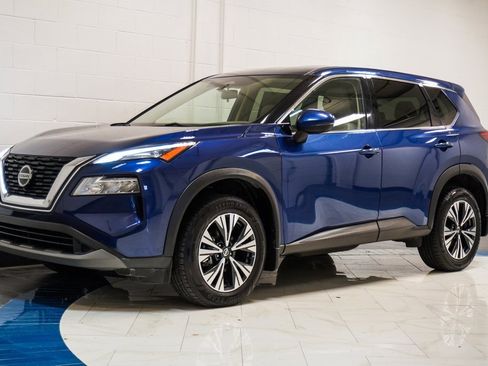 Used 2021 Nissan Rogue SV image 4