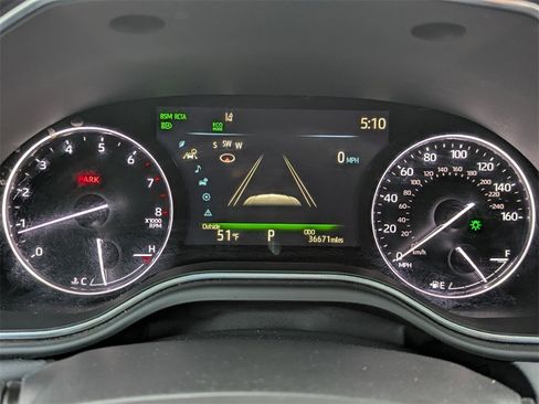 Used 2022 Toyota Avalon Touring image 23