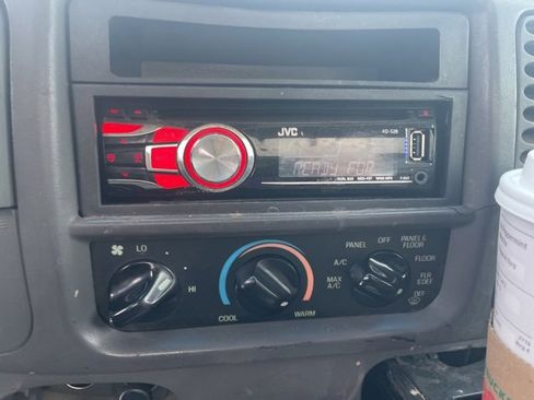 Used 1999 Ford F150 XL image 14