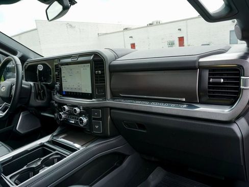 Used 2026 Ford F450 Platinum AWD/4WD image 88